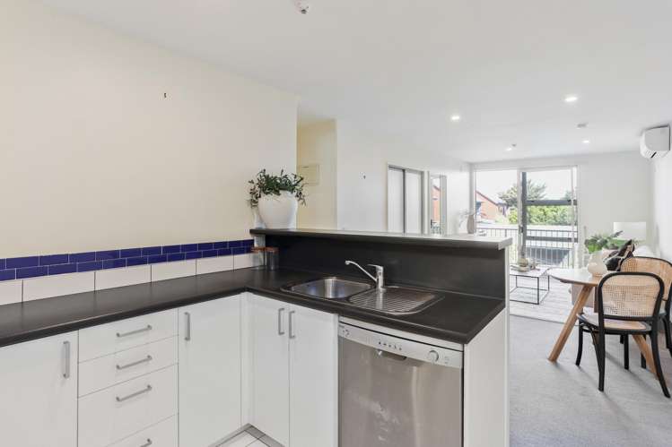 16/14 Brougham Street_4