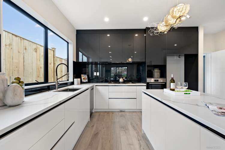 4 Cloonlyon Drive Flat Bush_2