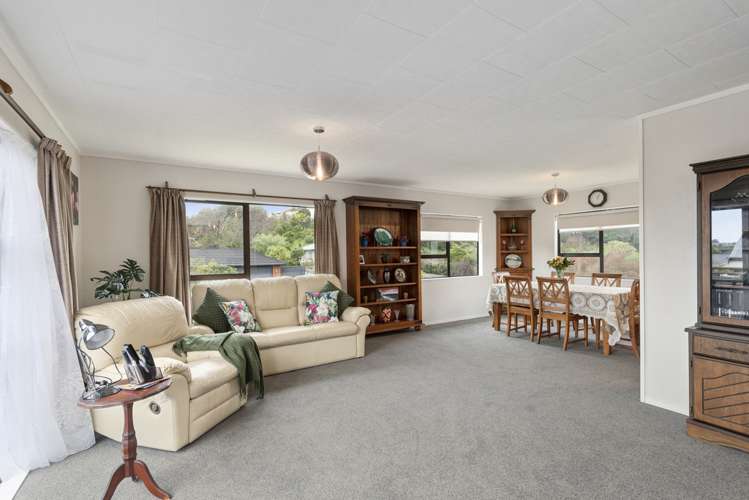 4 Gates Road Waikanae Beach_5