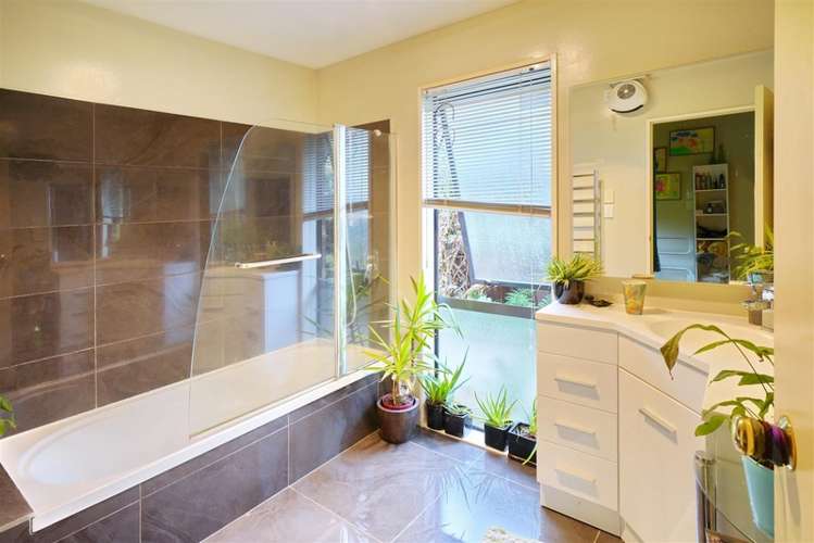 3 Harvard Avenue Wigram_14