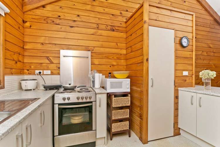 189 Hinemoa Street Birkenhead_17