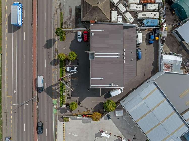 Unit 2, 506 Blenheim Road Sockburn_4