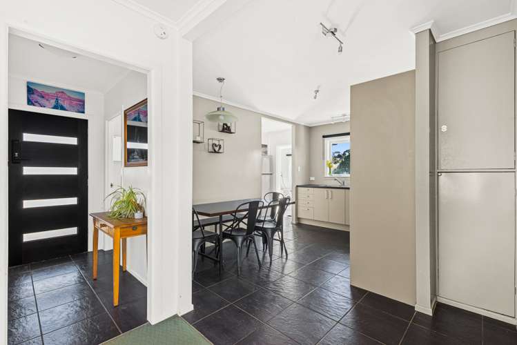 73a Awaroa Road Helensville_11