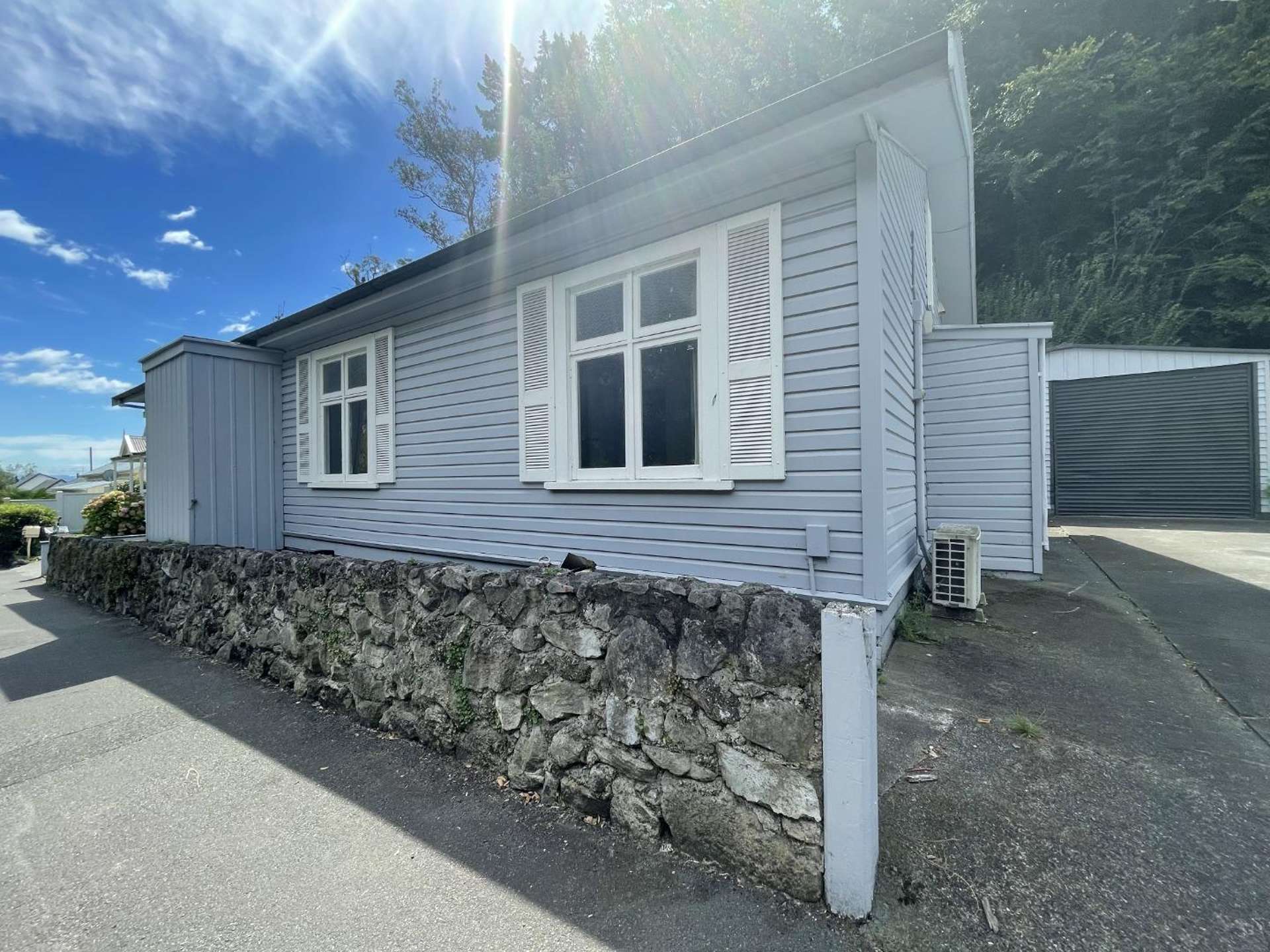 115 Shakespeare Road 10780_0