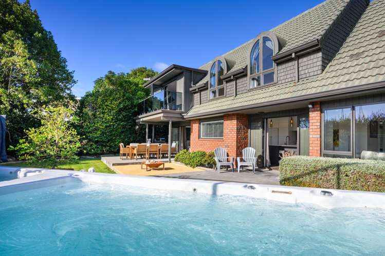 281 Fitzherbert Avenue West End_25