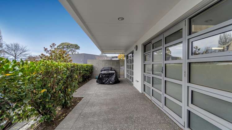 6/15 Sir Gil Simpson Drive Burnside_12