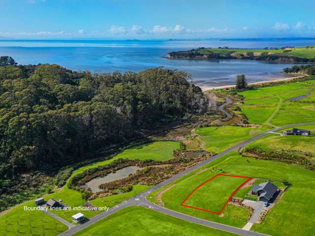 Exclusive coastal estate - here to be sold!