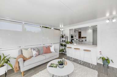 12 Mirrabooka Avenue_1