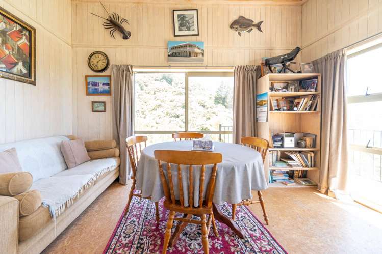 180 Totaranui Road_5