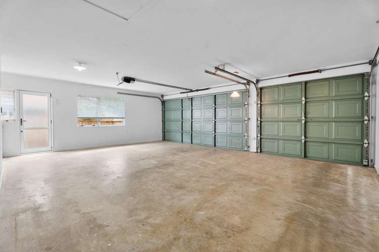 8 Hagen Close Golflands_13