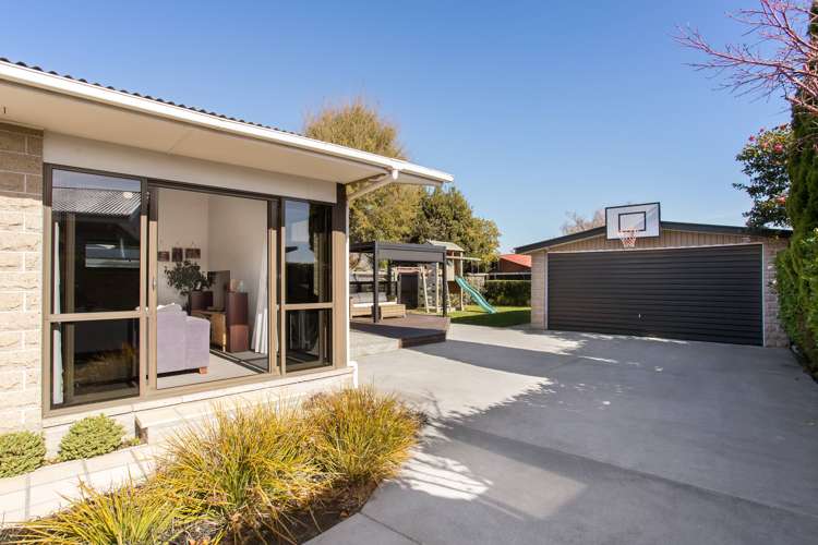 9 Chedworth Avenue Bishopdale_21