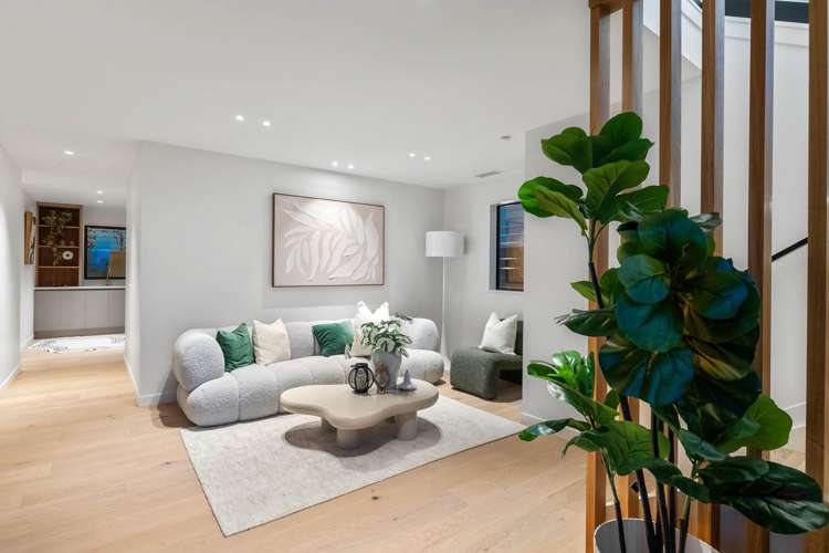 437A East Coast Road Mairangi Bay_9