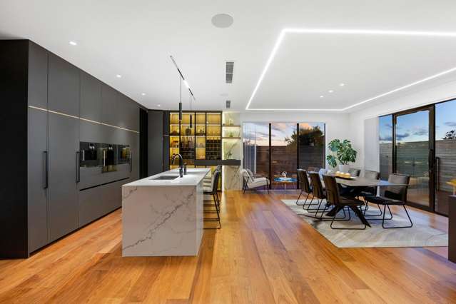 4 Taku Close Long Bay_4