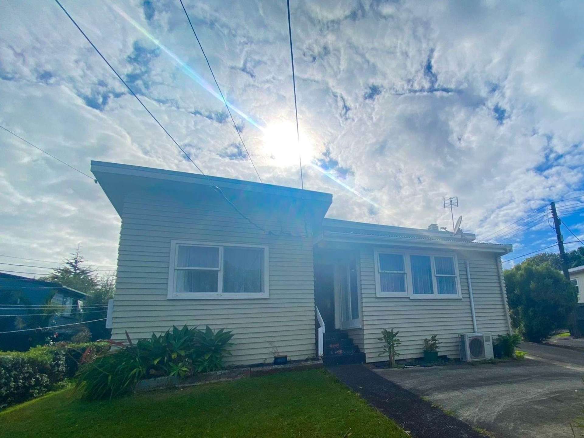 52 Gardner Avenue New Lynn_0