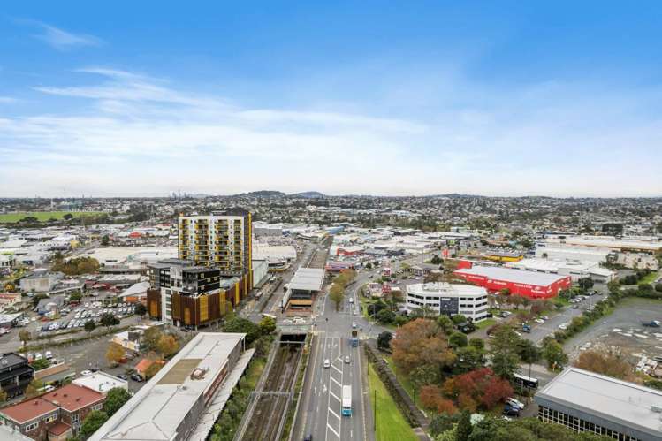 604/20 Mccrae Way New Lynn_12