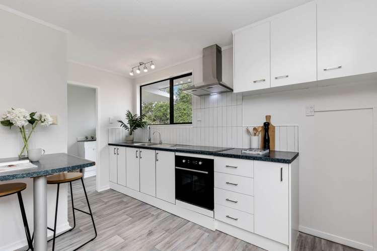 2/136 Buckland Road_5