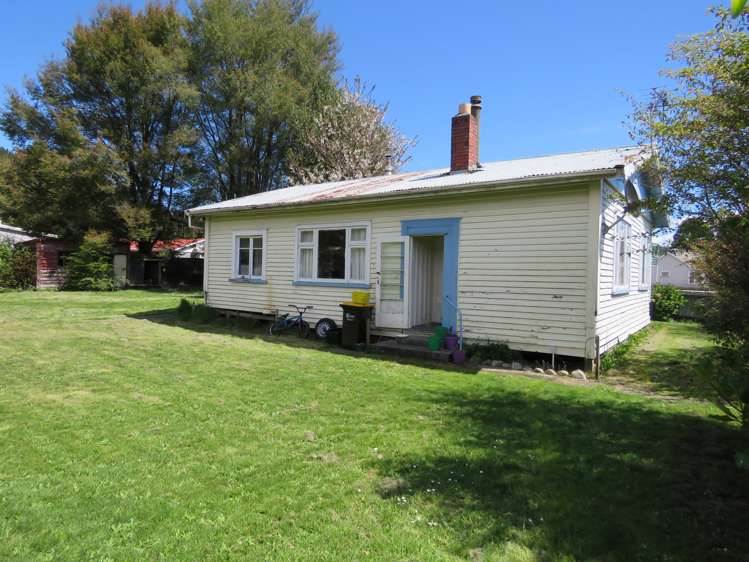 73 Shiel Street Reefton_7