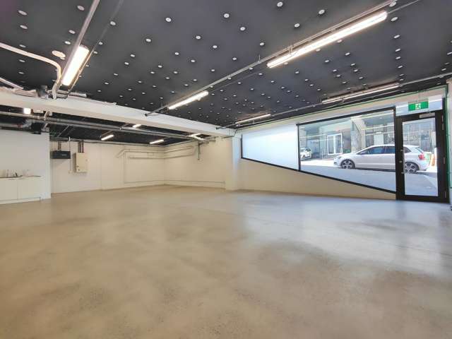 105sqm retail in Eden Terrace