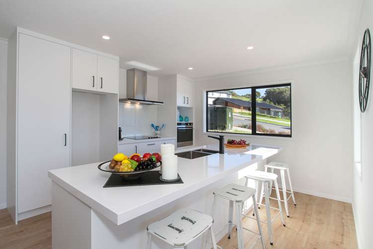 46 Pacific Heights Road Orewa_13