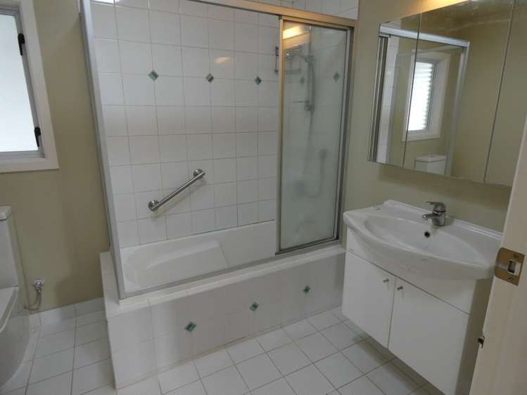 10 Mackwood Place Birkdale_14