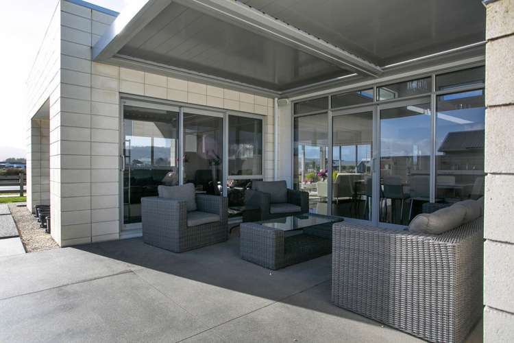 71 Baxter Michael Crescent Cambridge_17