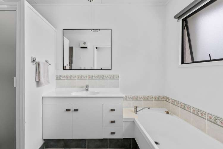 15E Puriri Avenue Orewa_12