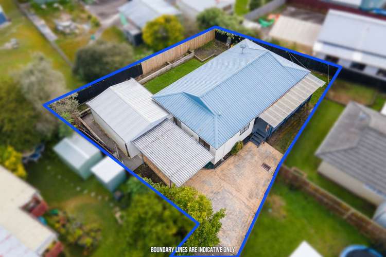 25 Glen Close Glen Eden_19