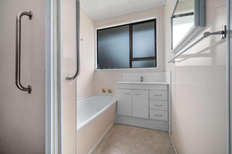 149 Te Rangitautahanga Road Turangi_5