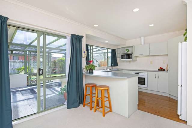 121 Burswood Drive Pakuranga Heights_4