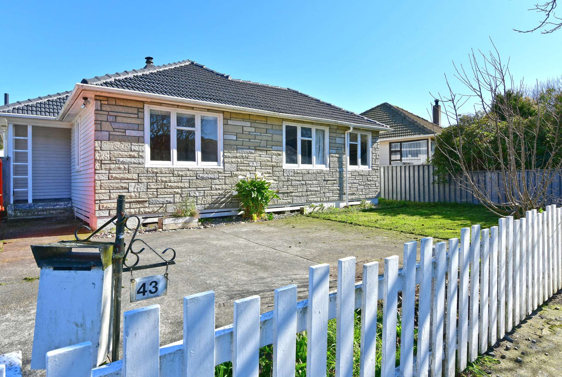 43 Chapman Crescent Naenae_0