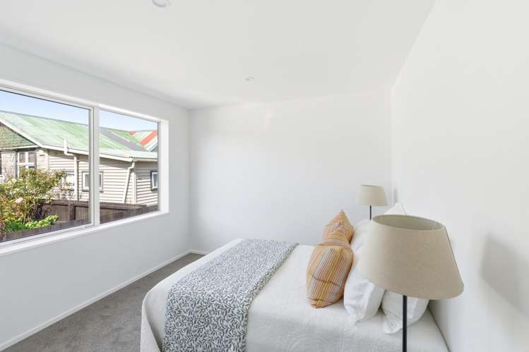 69a and 69b Smith Street Woolston_8