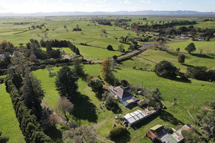 258 Top Road Patetonga_11