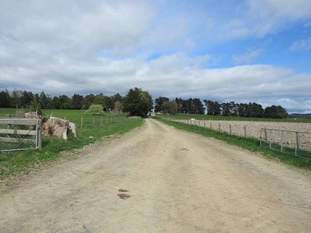 341 Hokonui School Road Winton Surrounds_1