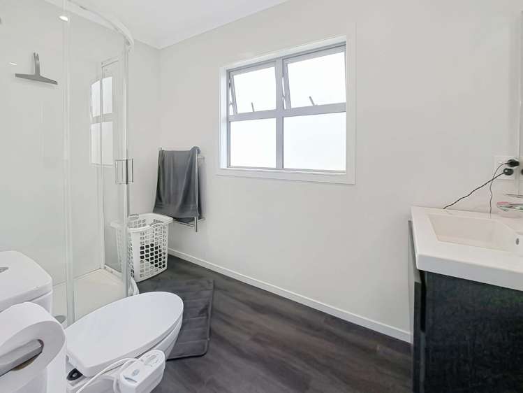 12 Ronalds Way Taita_9