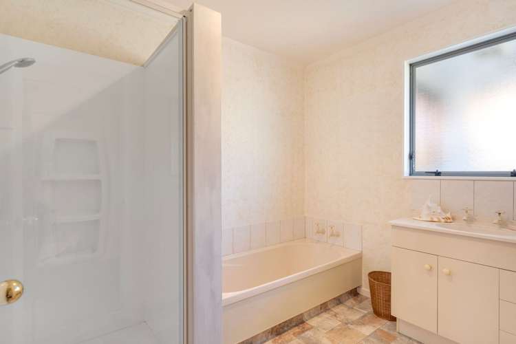 32 Masefield Street Stoke_20