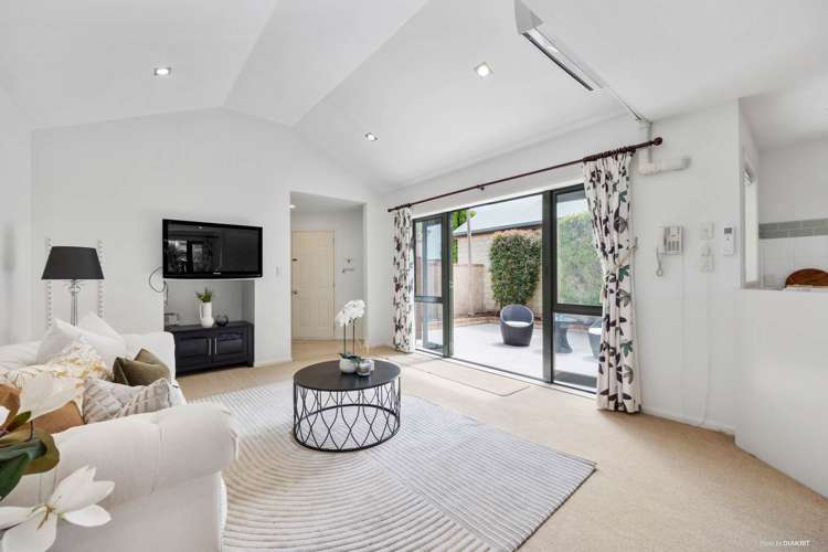 6/52 Taharoto Road Takapuna_10