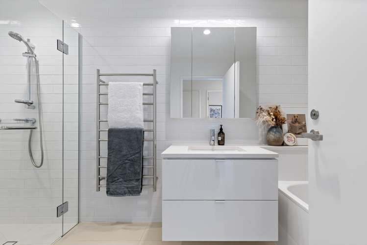 15 Isitt Road Hobsonville Point_15