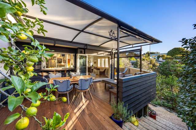 33 Chamari Close Titirangi_4