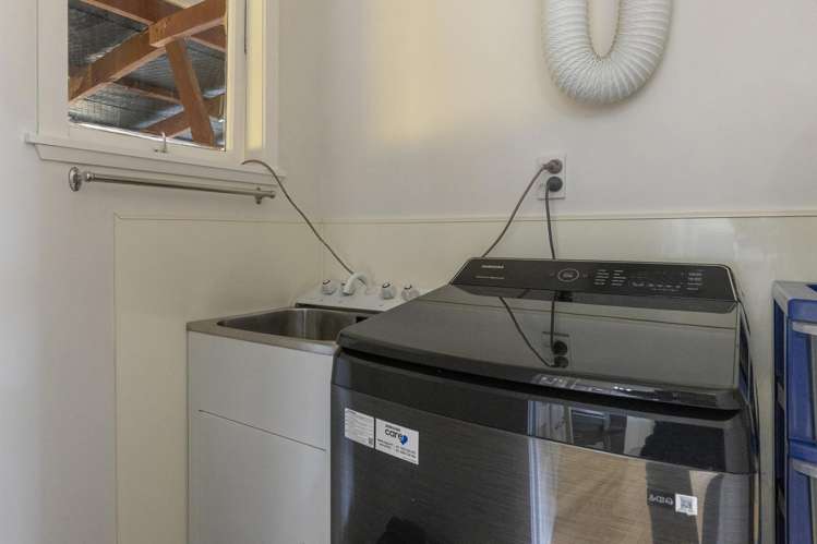 5 Tawa Street Hilltop_23