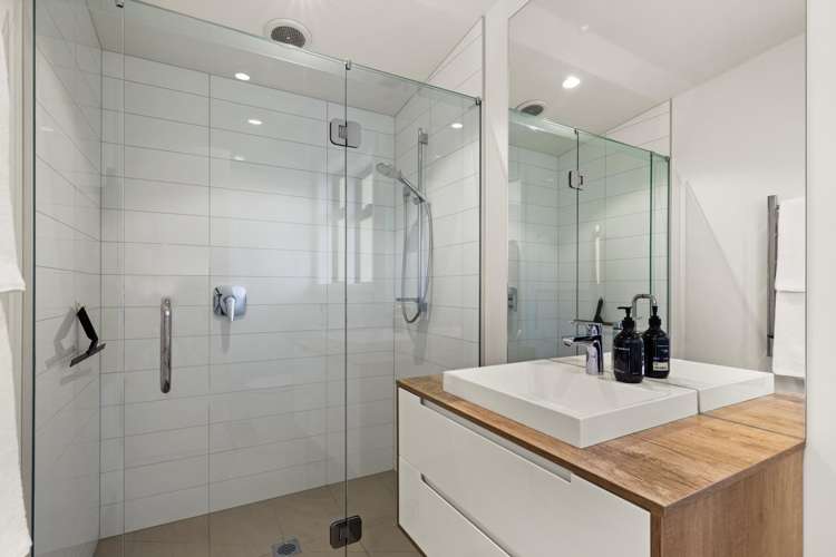 22B Churchill Drive Taradale_32