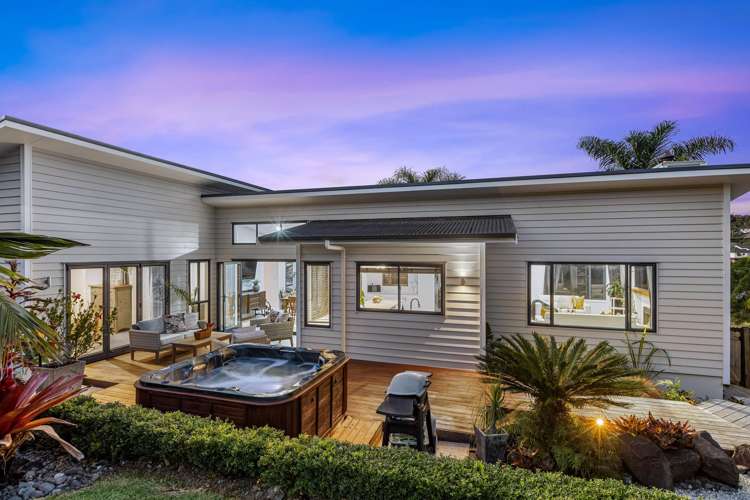 57 Waldorf Crescent Orewa_21