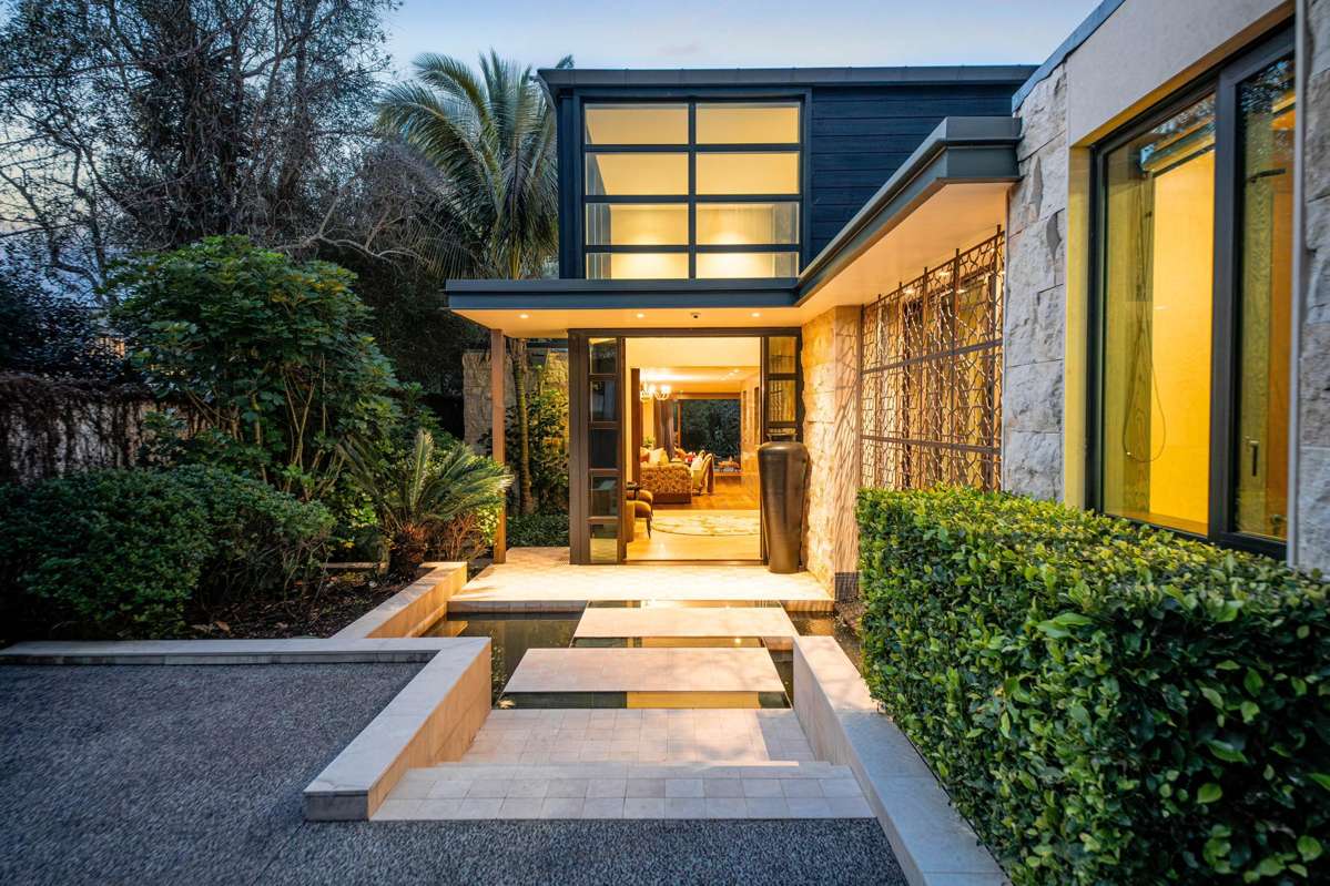 2A Crescent Road_0