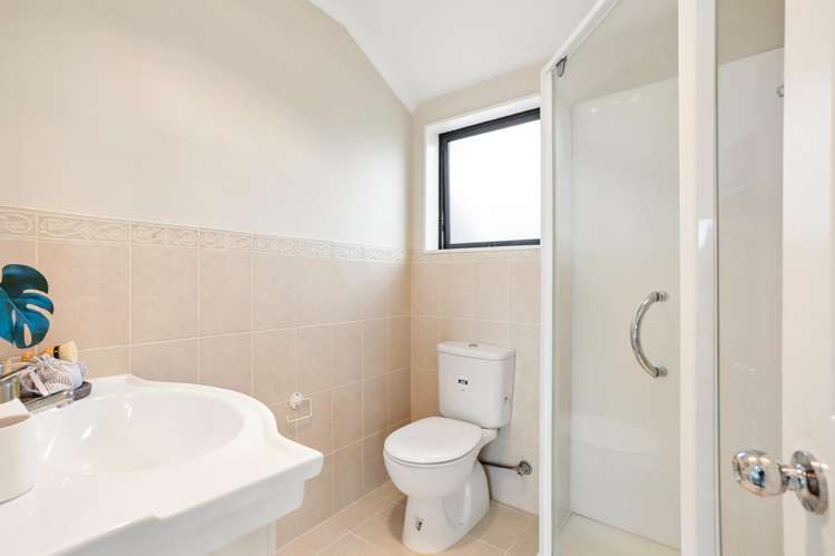 4 Millcroft Lane Ranui_12