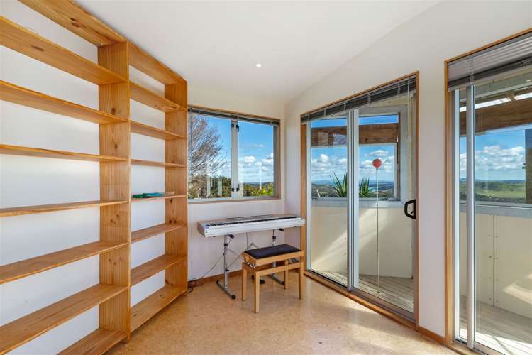 102 Trig Hill Road Onetangi_33