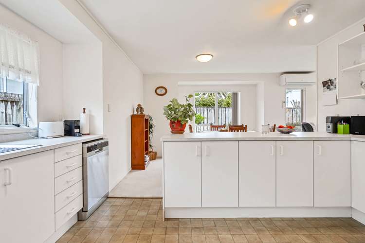 8d Rathgar Road Henderson_7