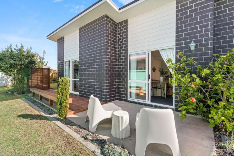 2 Coprosma Close Papamoa Beach_4