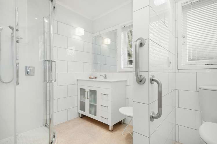 27 Penrose Street Woburn_12