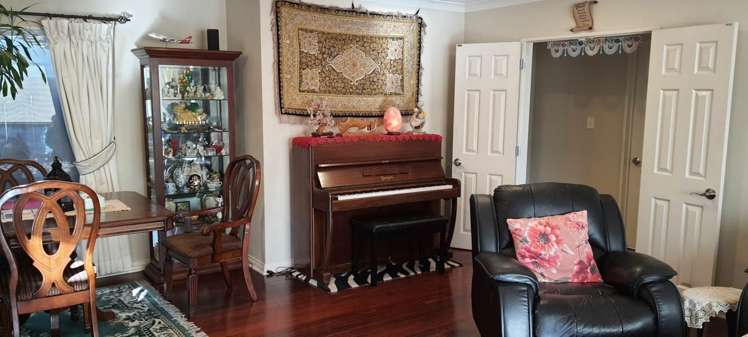 94 Meadowland Drive Somerville_3