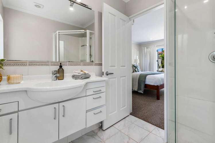 1 Tyburn Lane Unsworth Heights_23