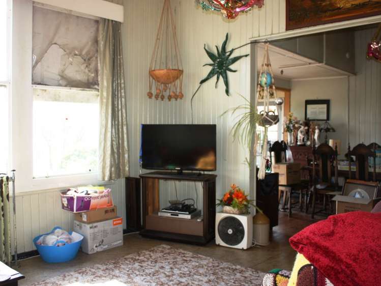 8 Old Coach Road Kaitangata_6